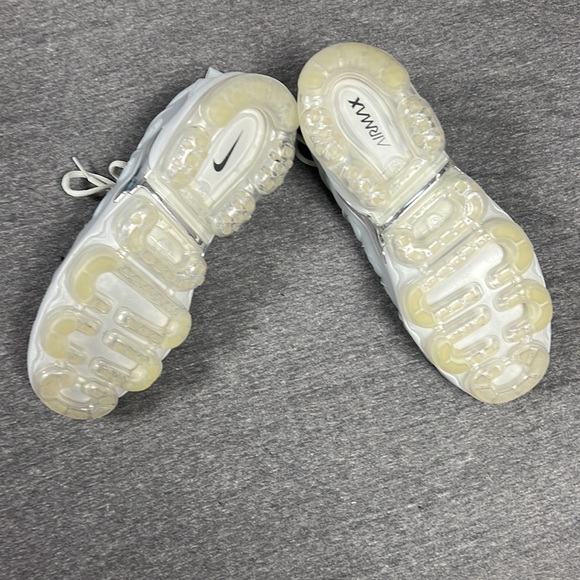 Nike Air VaporMax Plus Cool Grey, Size 10 - Picture 4 of 5